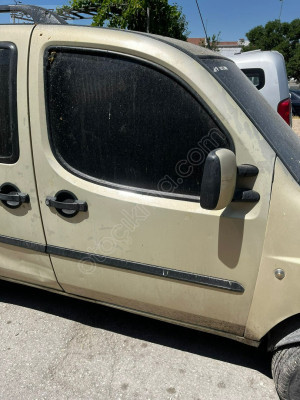 FIAT DOBLO SAĞ ÖN KAPI