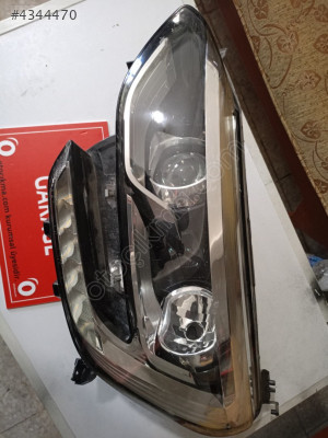 RENAULT MEGANE 4 SOL FAR SARI SOKET