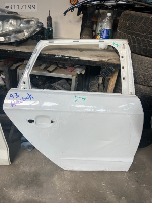Audi A3 hacback çıkma arka sağ kapı