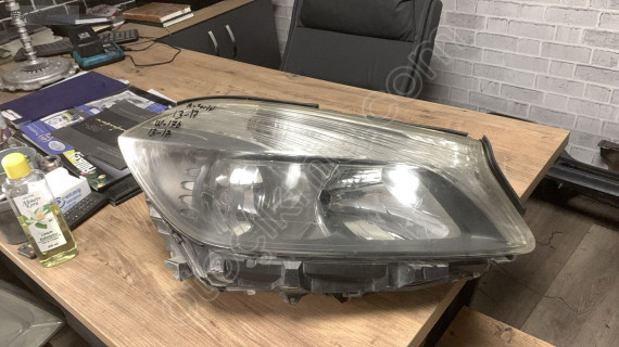 Orijinal temiz hatasız mercedes a seris w176 2013-2017 sağ ön far
