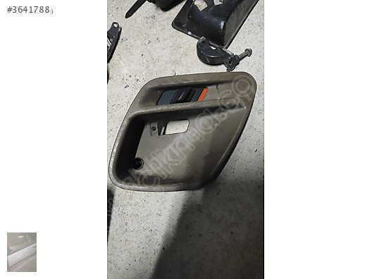 WJ G CHEROKEE SOL ÖN KAPI KOLU ÇERÇEVE