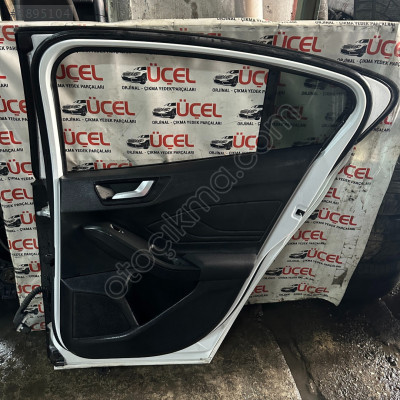 FORD FOCUS 4 SAĞ ARKA KAPI ÜÇEL OTO ÇIKMA BURSA
