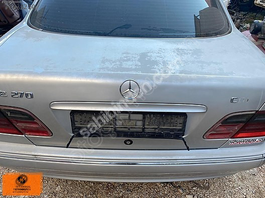 MERCEDES E270 ORJINAL ÇIKMA BAGAJ KAPAĞI