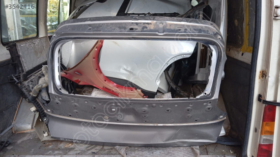 HYUNDAİ BAYON ORJİNAL ÇIKMA BAGAJ KAPAĞI