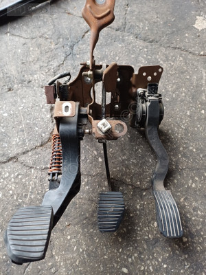 PEUGEOT 307 1.6 BENZİNLİ GAZ PEDALI TAKIMI ÇIKMA ORJİNAL