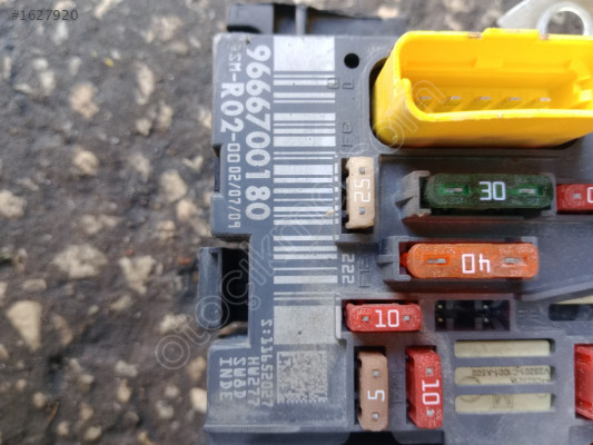Citroen c4 çıkma sigorta kutusu