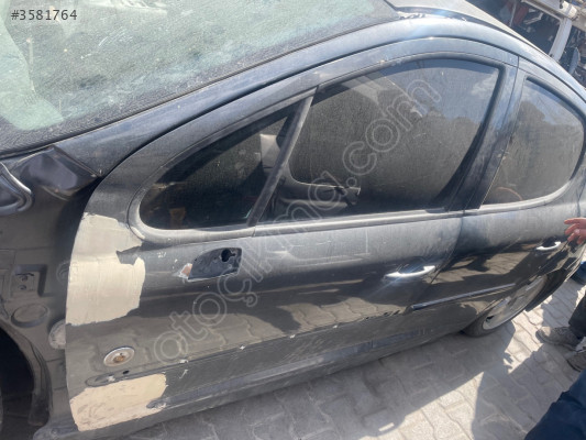 Peugeot 207 Sol ön kapı