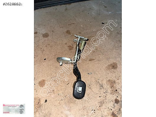 HYUNDAİ İ20 YAKIT DEPOSU AÇMA KOLU ORJİNAL