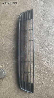 1T0853677C vw caddy ön tampon orta ızgara