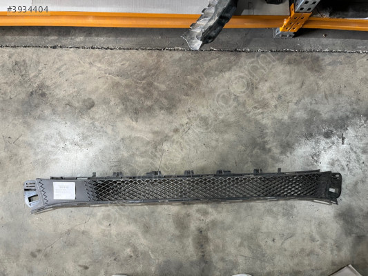 MERCEDES W213 TAMPON ALT IZGARASI ORJİNAL ÇIKMA PARÇA