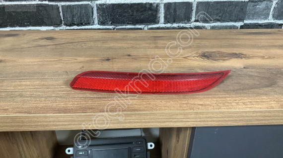 6C0945105B orjinal vw polo sol arka reflektör