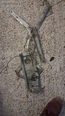 OPEL TİGRA A SAĞ ÖN CAM KRİKOSU. OTO ERKAN ÜNYE
