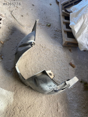 Dacia Logan Ön Sağ Teker Davlumbaz Orijinal Çıkma