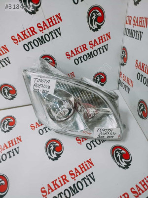2003-2005 Toyota Avensis Sağ Ön Far Çıkma Parça