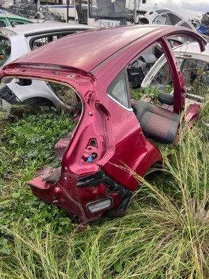 Fiesta Kesme Tavan Sacı - Mert Oto Ford Parçaları