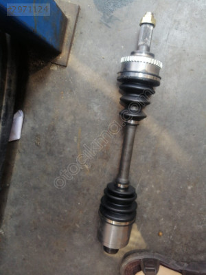 Mazda 626 Sag akis
