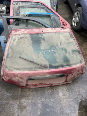 Citröen saxo hatchback bagaj kapağı