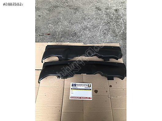 Ford Focus 2 radyatör üst koruma kapağı