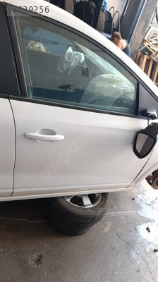 TALİANT SAĞ ÖN KAPI KAYHANLAR OTO ÇIKMA 05052171791