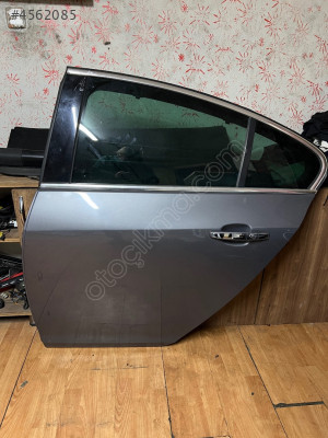 İNSİGNİA SOL ARKA KAPI HATASIZ ORJİNAL ÇIKMAA PARÇAA