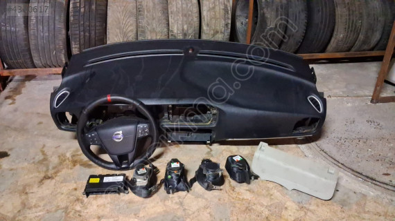 14/18 VOLVO V40 TORPİDO-KEMER -AİRBAG BEYNİ-KOMPLE SET SÖKME