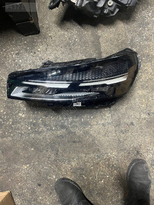 Clio 5.5 sol ön far