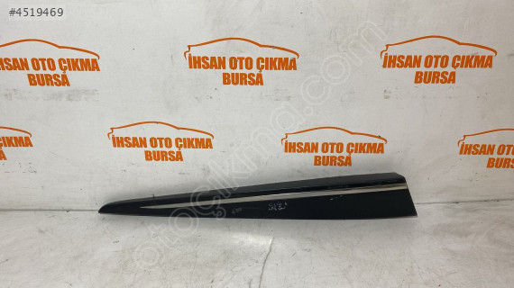 Renault Clio dört sağ ön kapı bandı