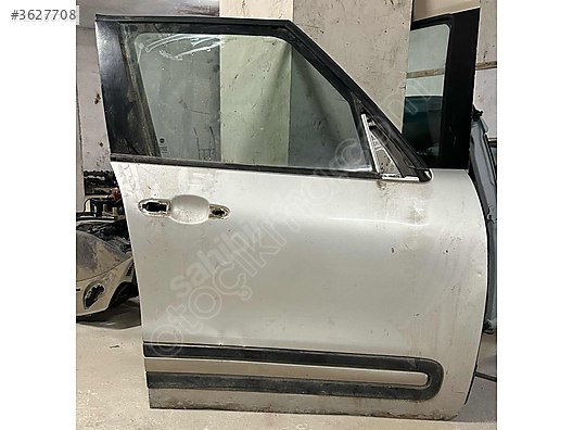 FİAT 500 L SAĞ ÖN KAPI