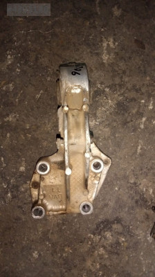 Peugeot 206 1.4 benzinli sağ akis braket tutucu