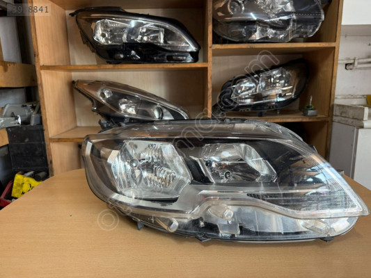 PEUGEOT 301 SAĞ FAR