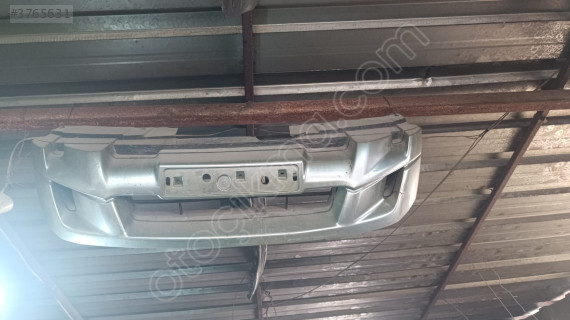 Isuzu D_max ön panjur