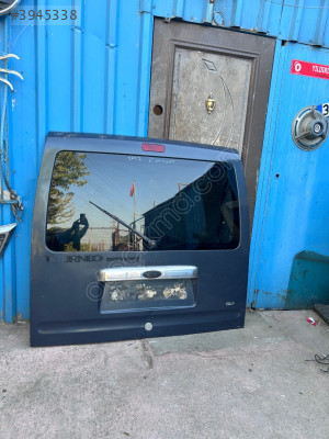 2012 Connect bagaj kapağı dolu