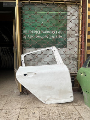 Peugeot 208 Sağ Arka Kapı Orijinal