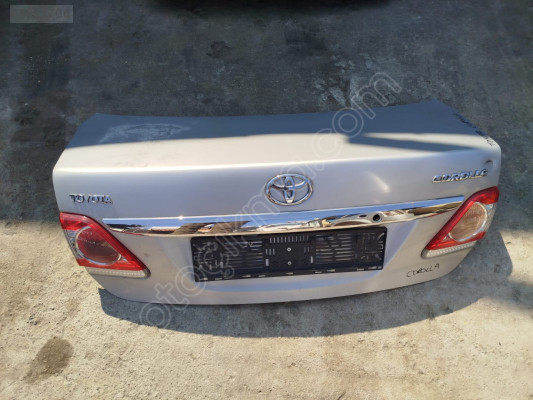 TOYOTA COROLLA BAGAJ KAPAĞI GÜÇMANLAR