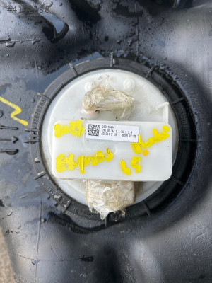 2023 express 1.5 dci yakıt Şamandırası