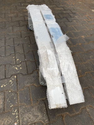 BMW F10 TAMPON DEMİRİ
