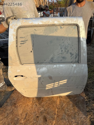 Logan mcv sağ arka kapı Orjinal