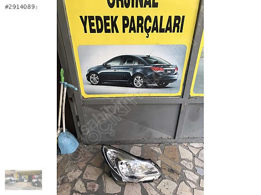 95511328 Opel corsa d sıfır orijinal gm sağ ön far