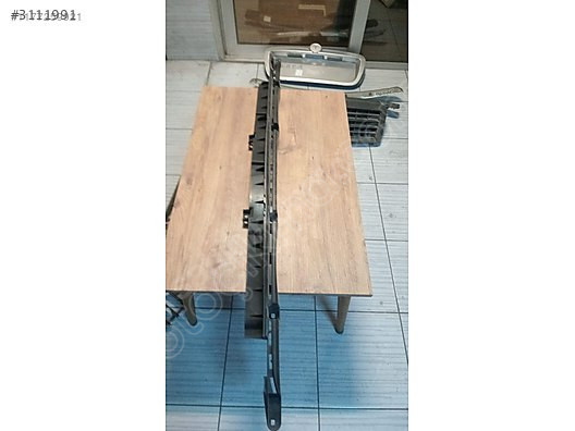 Renault Kango3 arka tampon iç pilastiği orijinal 1.250 TL