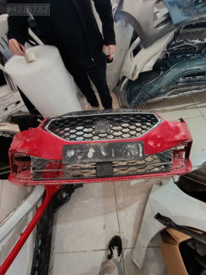 Seat Leon ön tampon 2021-2025 orjinal çıkma parça