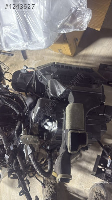 2023 RENAULT KOLEOS ÇIKMA ORJİNAL GARANTİLİ KALORİFER KAZANI