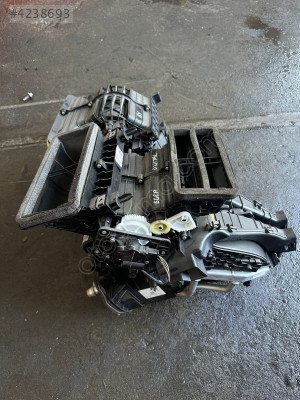 EGEA DİJİTAL KALORİFER KUTUSU ORJİNAL ÇIKMAA PARÇAA