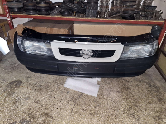 ÖZMEN OPEL VECTRA A ÖN TAMPON SAĞ SOL FAR SİNYAL PANJUR PANEL
