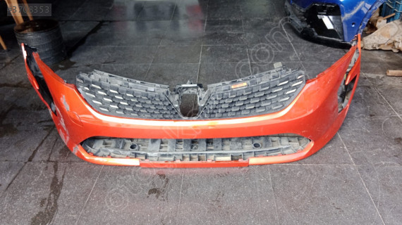 Renault Clio5.5 ön tampon orijinal panjur ve alt muhafaza