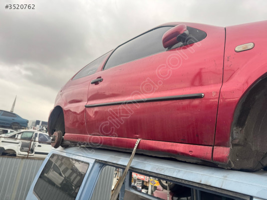 VOLKSWAGEN POLO HB TEK KAPI ÇIKMA SAG ÖN KAPI COUPE KAPI