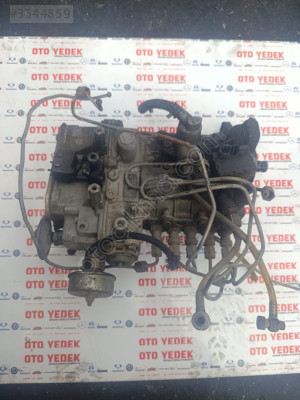 Mersedes 602 motor 2,9 mazot pompası