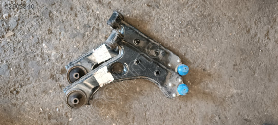 Opel corsa D ön alt tablaları