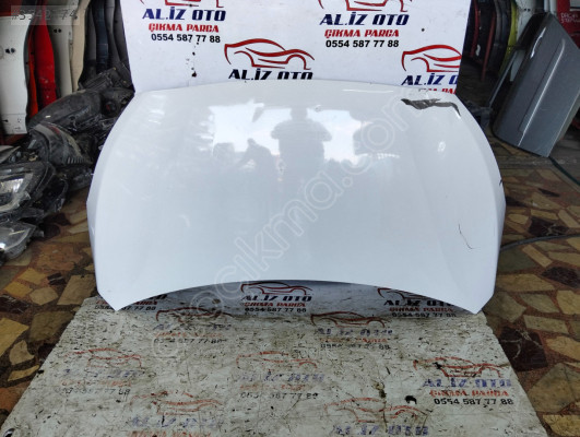 Hyundai i20 motor kabut