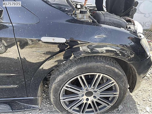 SsangYong Actyon sport çamurluk