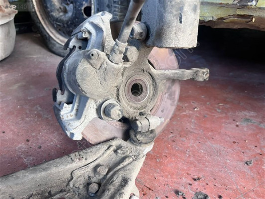 Renault R19 sag ön taşıyıcı